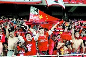 有能力在老杨家后院布下陷阱机关，肯定不是一般的庄户人。